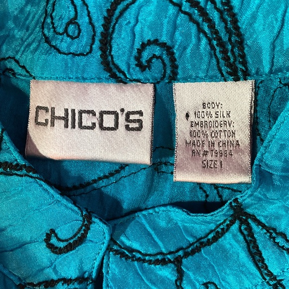 20-18 CHICO'S blue black scroll embroidered crinkled silk button up top 1 - Picture 7 of 7